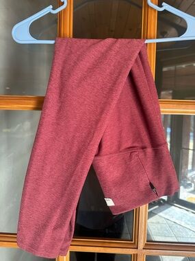 Women’s Maroon vuori leggings